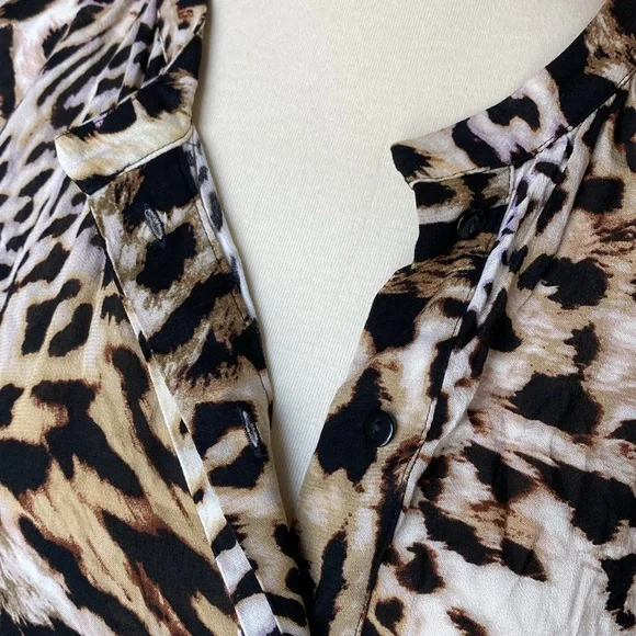 NWT Banana Republic Leopard Print Popover Blouse, Size M - Picture 11 of 14